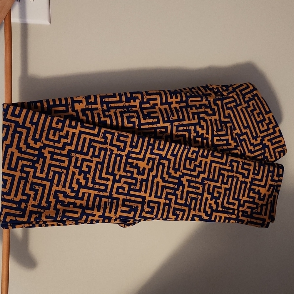 NWOT LulaRoe Leggings Labyrinth Blue/Gold Sz OS One Size